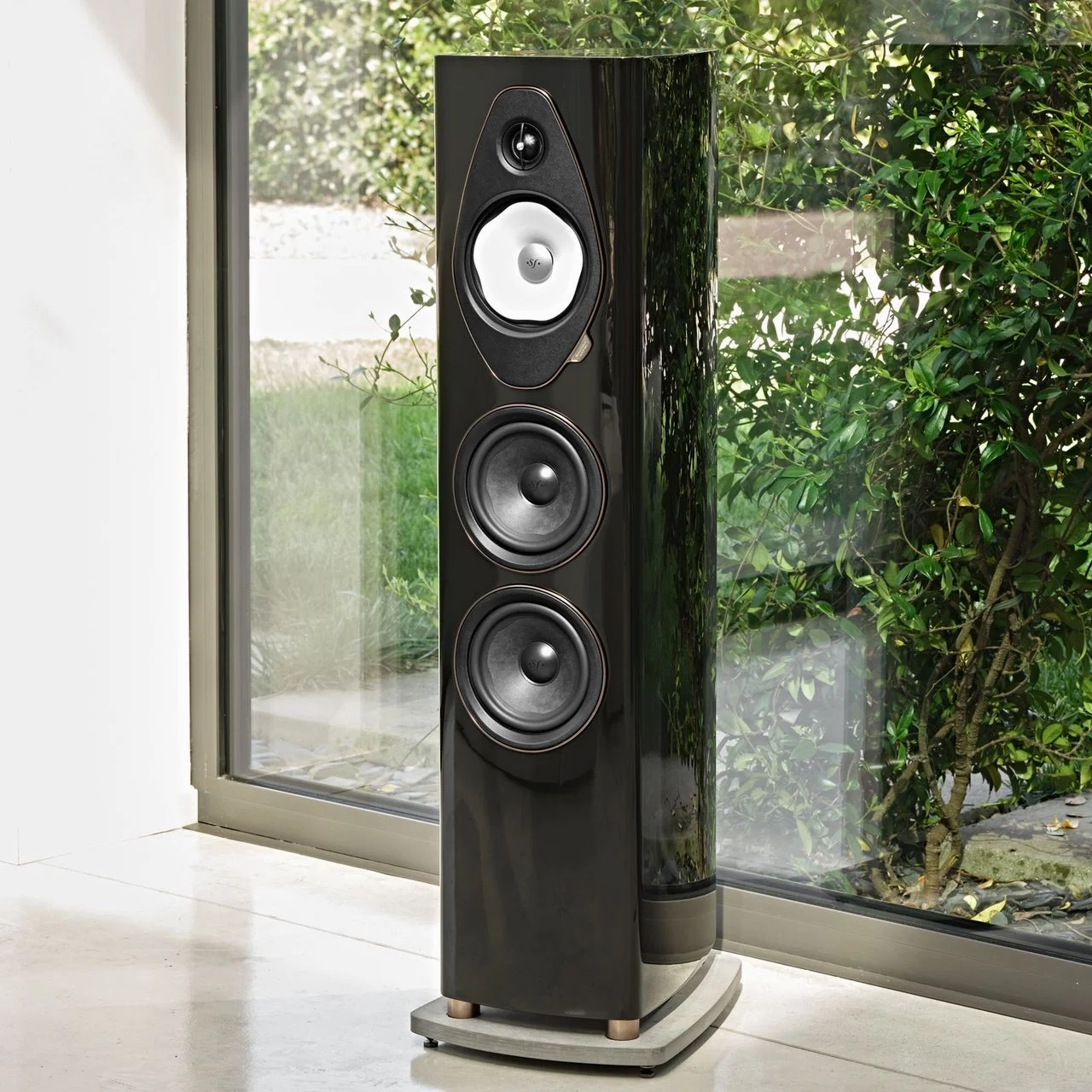 Sonus Faber Sonetto V G2 Floorstanding Speakers (Pair)