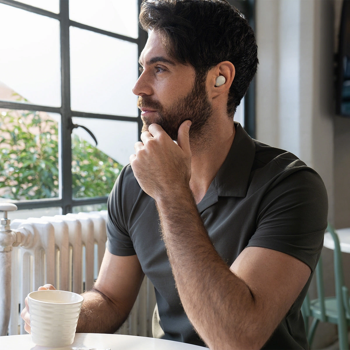 Sony WF-1000XM5 Wireless Noise Cancelling In-Ear Headphone Bundle with gSport Hardshell Case (Silver)