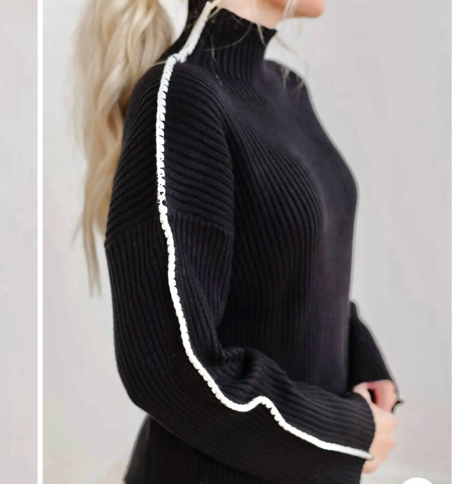 Stitch Mock Neck Sweater In Black