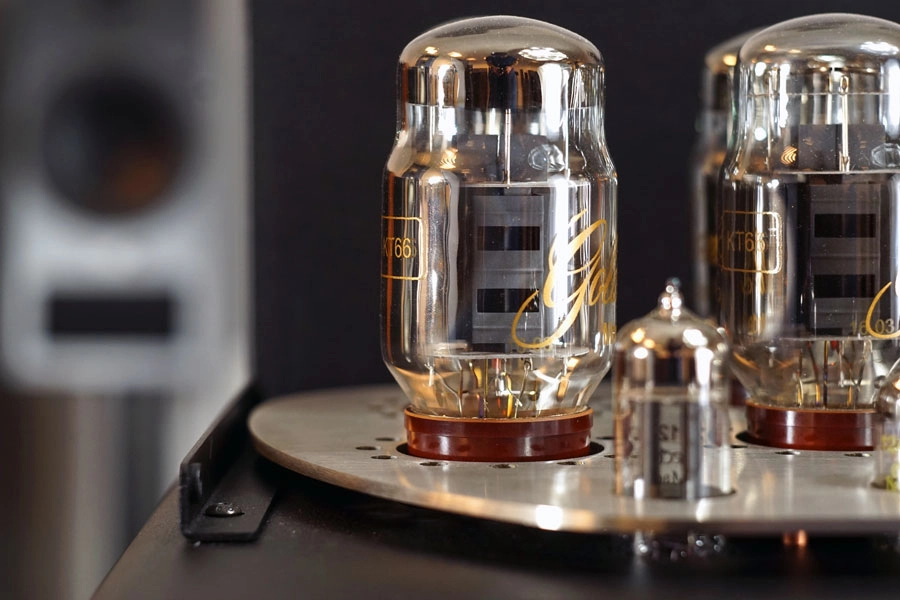 Synthesis Action A100 Titan Integrated Stereo Tube Amplifier 100w/ch (Each)