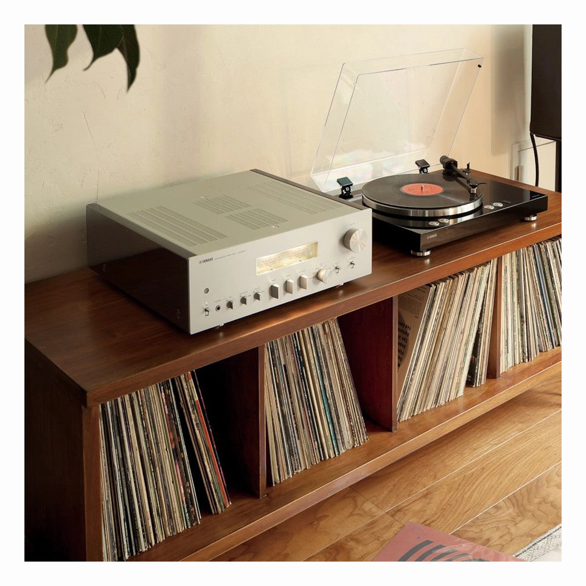 Yamaha A-S2200 Integrated Amp (Silver)