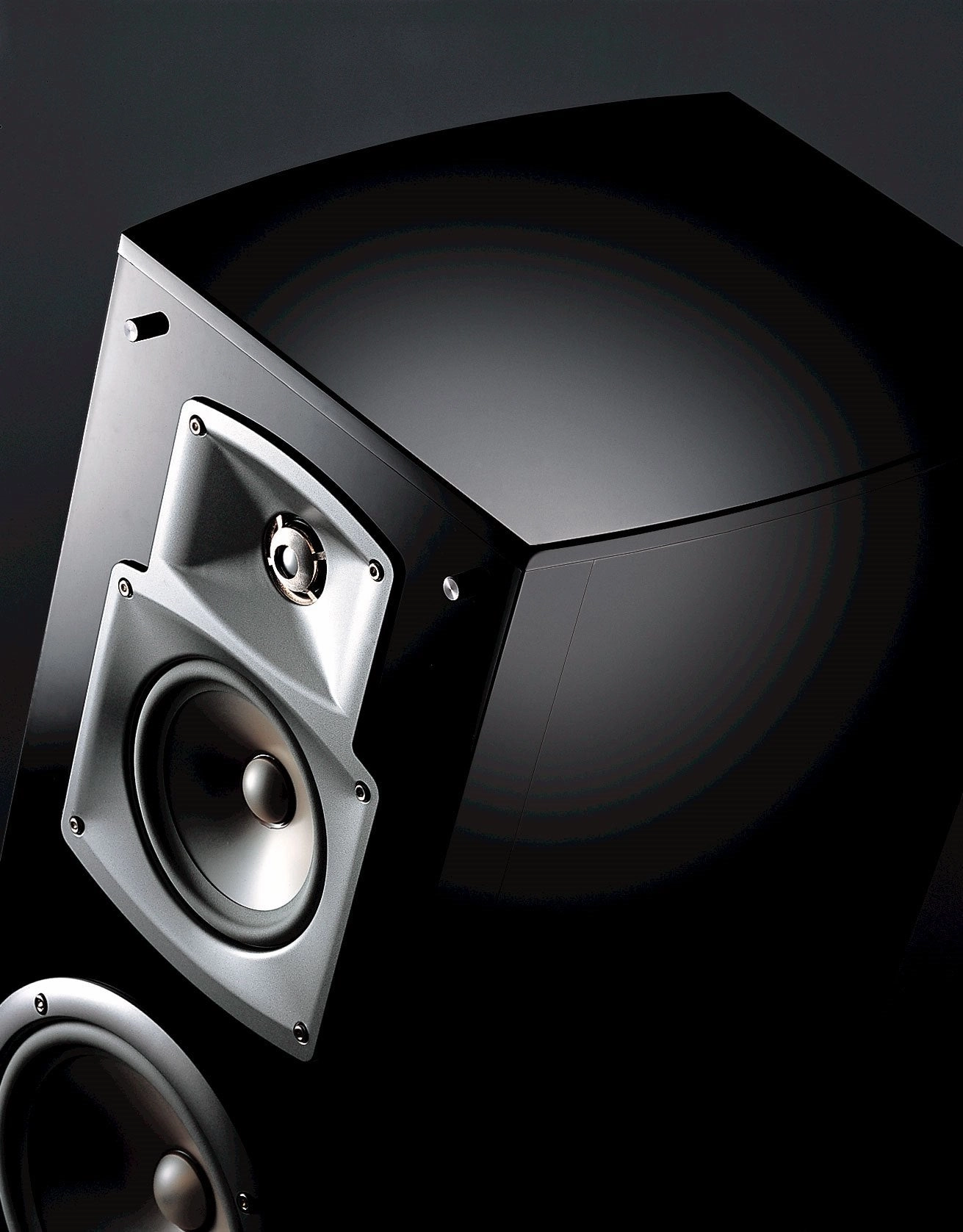 Yamaha NS-777 Floorstanding Speakers - pair
